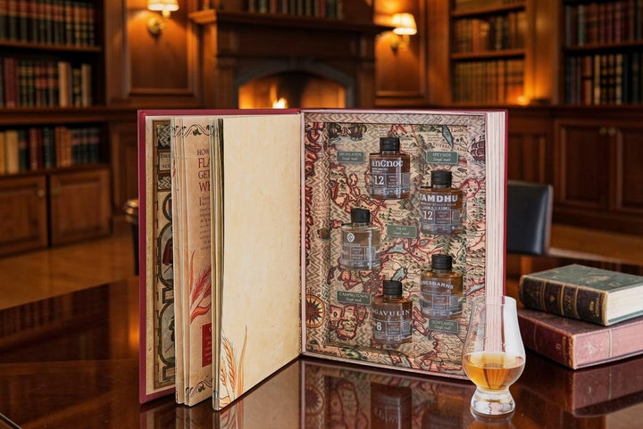 The Book of Scotch single malt whisky gift set with five 3cl Scotch whiskies
