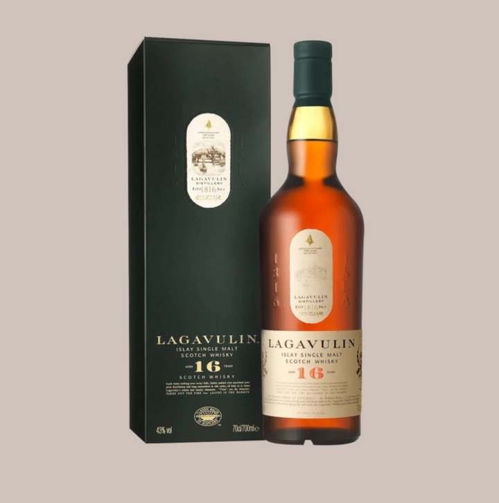 Avis sur le whisky écossais single malt Lagavulin 16 ans