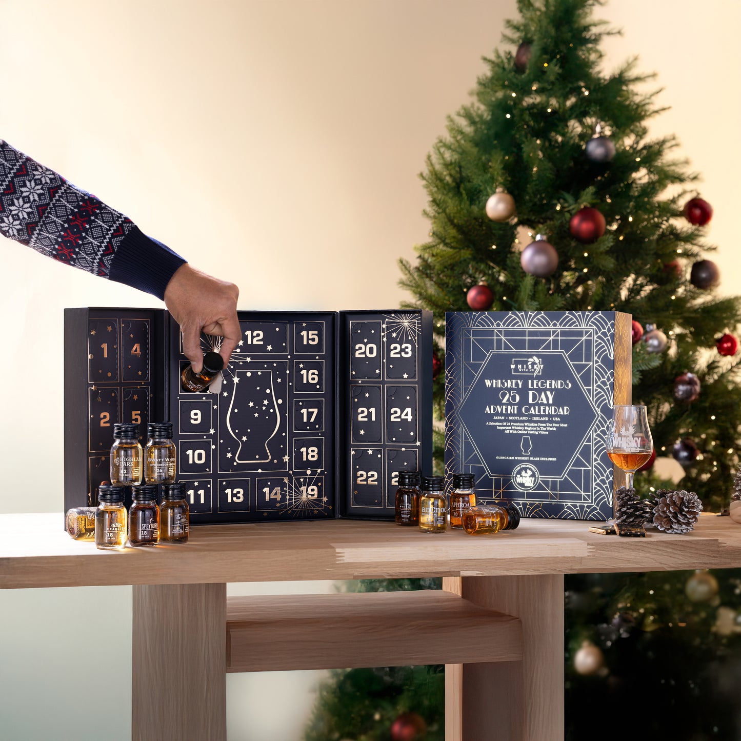 Whiskey Legends 25 Day Advent Calendar | Whiskies from Japan, Ireland, Scotland & USA | Includes Glencairn Whisky Glass & Tasting Videos